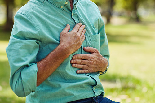 Die koronare Herzkrankheit (KHK) gehört zu den wichtigsten Ursachen für eine Herzschwäche (Herzinsuffizienz)